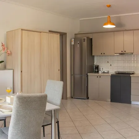 Premium Private Parking - Luxury Living Lefkada Apartment